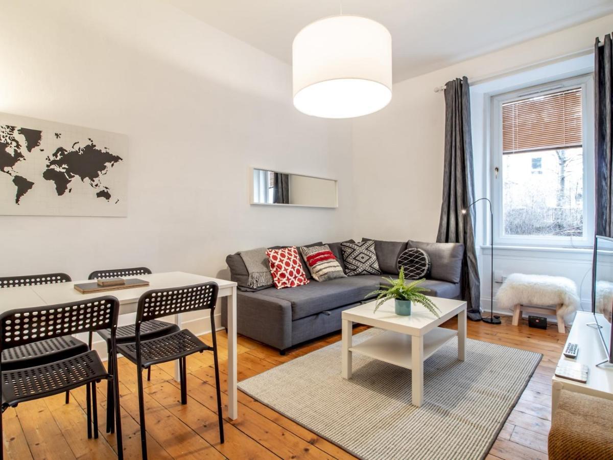 Stylish & Charming Retreat For 2- City Centre! 에든버러 외부 사진